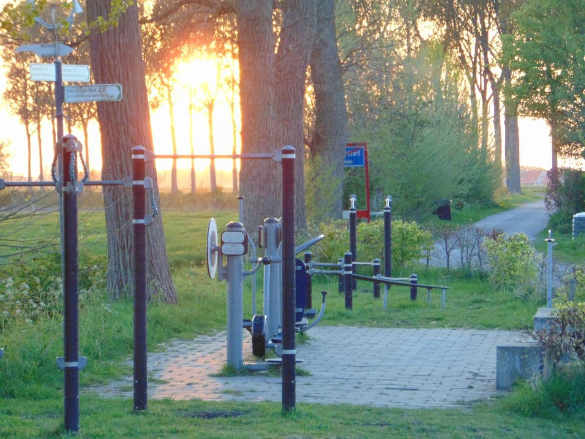 Polderhuis Voor 8-10 Personen Aan Zee Nieuwvliet Exterior photo